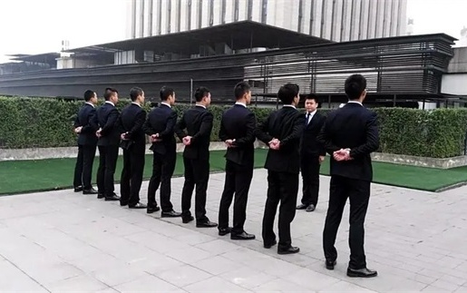 界首信贷风险化解：老司机告诉你如何用合法手段保障资金安全